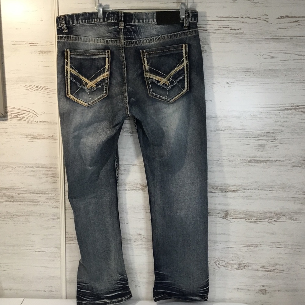 True Luck Jeans - Picture 2 of 10